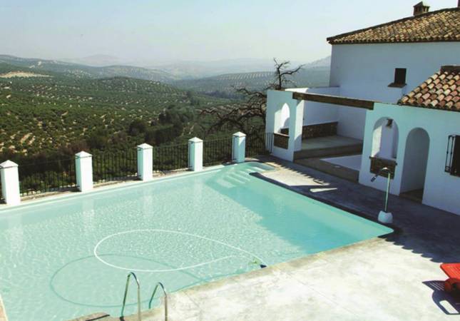 Relax y confort en Hotel Rural Hacienda Minerva. Relájate con nuestro Spa y Masaje en Cordoba